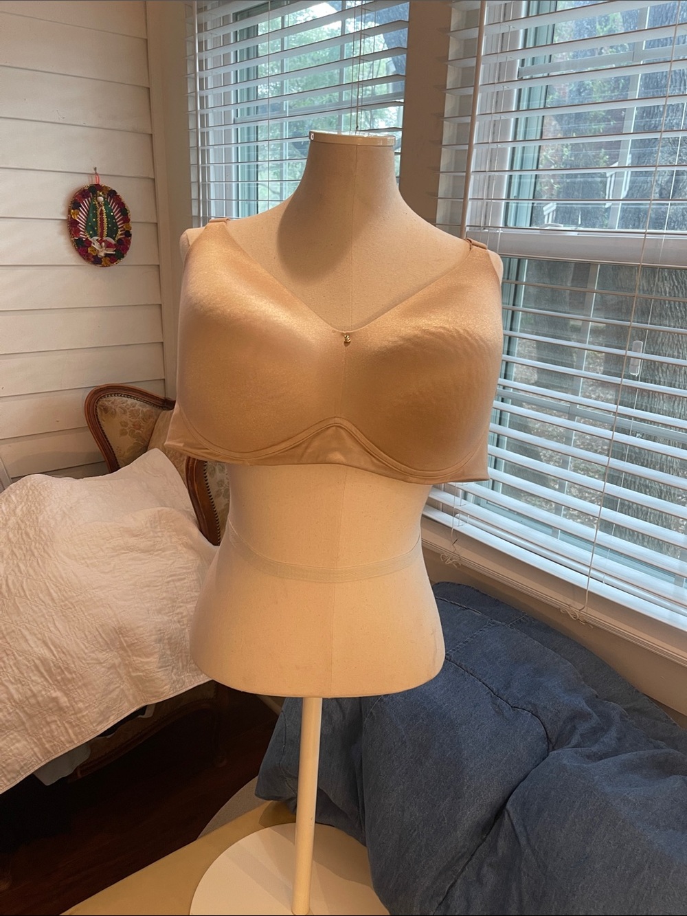 Everyday Seamless Nude Wireless Comfort Bra
